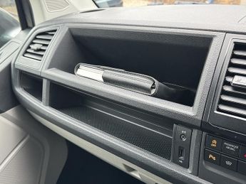 Volkswagen Campervan T6 T32 204 BiTdi DSG SWB