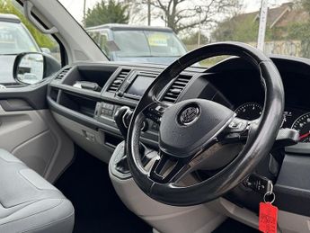 Volkswagen Campervan T6 T32 204 BiTdi DSG SWB