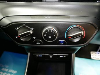 Hyundai BAYON T-GDi MHEV SE Connect