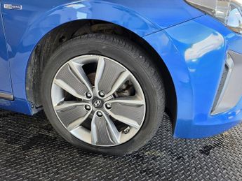 Hyundai IONIQ 1.6 h-GDi Premium SE Hatchback 5dr Petrol Hybrid DCT Euro 6 (s/s