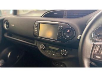 Toyota Yaris 1.5 VVT-h Y20 Bi-tone Hatchback 5dr Petrol Hybrid E-CVT Euro 6 (