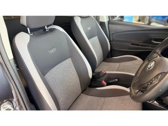 Toyota Yaris 1.5 VVT-h Y20 Bi-tone Hatchback 5dr Petrol Hybrid E-CVT Euro 6 (