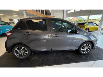 Toyota Yaris 1.5 VVT-h Y20 Bi-tone Hatchback 5dr Petrol Hybrid E-CVT Euro 6 (