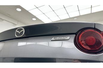 Mazda MX-5 RF SKYACTIV-G Sport Nav