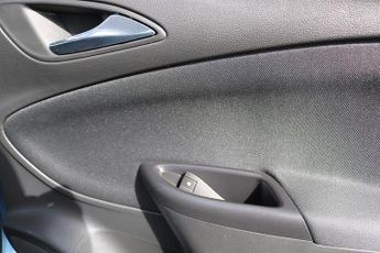 Vauxhall Astra CDTi ecoFLEX Design