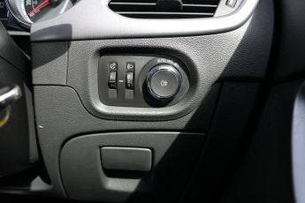 Vauxhall Astra CDTi ecoFLEX Design