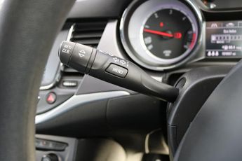 Vauxhall Astra CDTi ecoFLEX Design