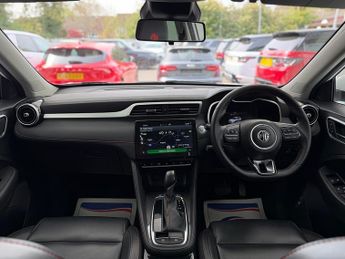 MG MG ZS T-GDI Exclusive