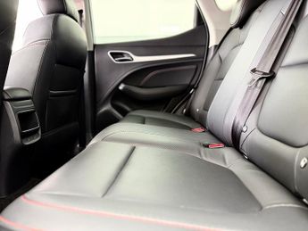 MG MG ZS T-GDI Exclusive