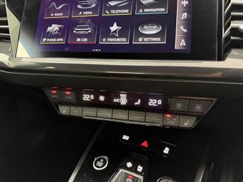 Audi Q4 e-tron Edition 1