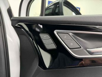 Audi Q4 e-tron Edition 1