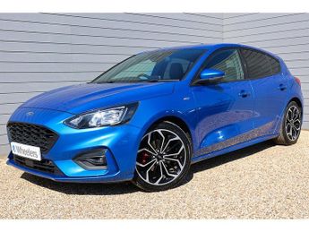 Ford Focus T EcoBoost ST-Line X