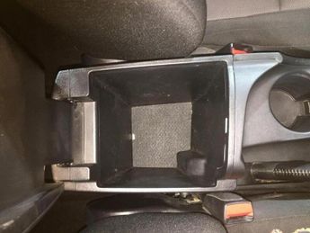 Kia Ceed 1.6 CRDi EcoDynamics 2 Hatchback 5dr Diesel Manual Euro 5 (s/s) 