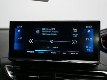 Peugeot 3008 BlueHDi Allure Premium +