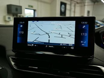 Peugeot 3008 BlueHDi Allure Premium +