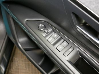 Peugeot 3008 BlueHDi Allure Premium +