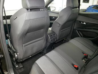 Peugeot 3008 BlueHDi Allure Premium +