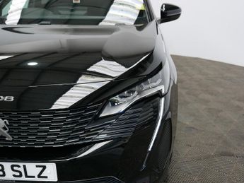 Peugeot 3008 BlueHDi Allure Premium +