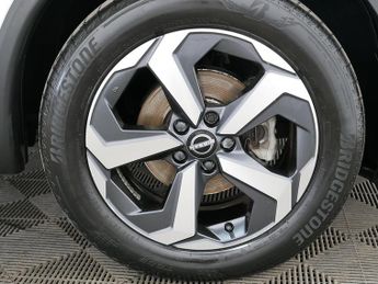Nissan Qashqai DIG-T MHEV N-Connecta