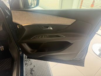 Peugeot 5008 1.2 PureTech GT SUV 5dr Petrol EAT Euro 6 (s/s) (130 ps)
