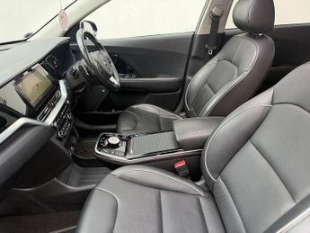 Kia Niro 64kWh 4+ SUV 5dr Electric Auto (201 bhp)