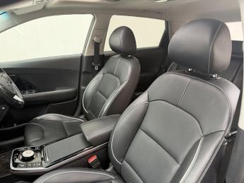 Kia Niro 64kWh 4+ SUV 5dr Electric Auto (201 bhp)