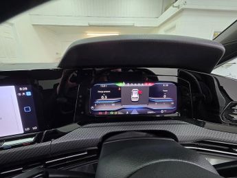 Volkswagen Golf TSI R