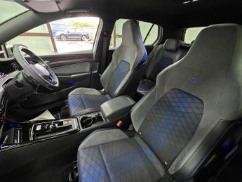 Volkswagen Golf TSI R