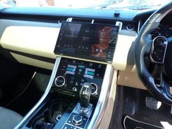 Land Rover Range Rover Sport TD V6 SE