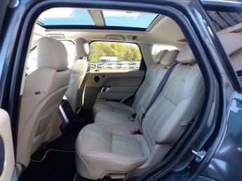 Land Rover Range Rover Sport TD V6 SE