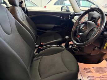 MINI Hatch 1.6 Cooper D Hatchback 3dr Diesel Manual Euro 5 (s/s) (112 ps)
