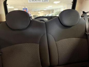 MINI Hatch 1.6 Cooper D Hatchback 3dr Diesel Manual Euro 5 (s/s) (112 ps)