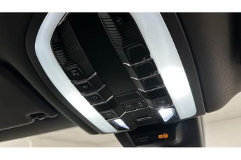 Porsche Macan T