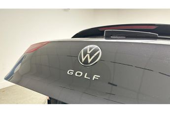 Volkswagen Golf eTSI MHEV Active