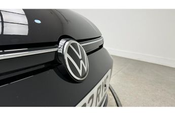 Volkswagen Golf eTSI MHEV Active