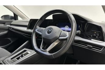 Volkswagen Golf eTSI MHEV Active