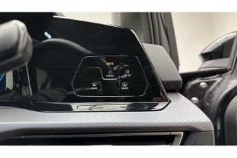 Volkswagen Golf eTSI MHEV Active