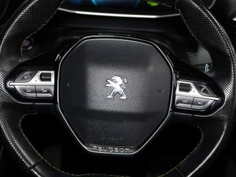 Peugeot E-2008 GT Line