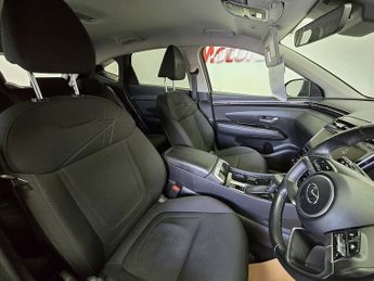 Hyundai TUCSON T-GDi MHEV SE Connect