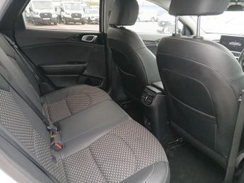 Kia XCeed GDi 3