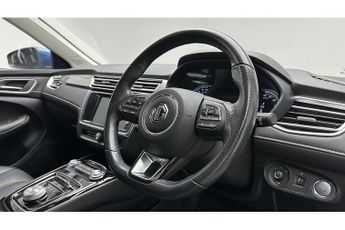 MG MG5 Exclusive Long Range