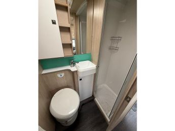 Ford AUTOTRAIL MOTORHOME F-72 AUTOTRAIL MOTORHOME F-72