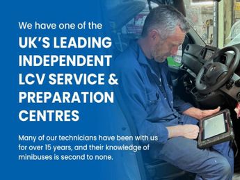 Ford Transit 460 EcoBlue Limited 17 Seater