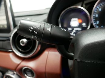 Mazda MX-5 RF SKYACTIV-G Sport Nav
