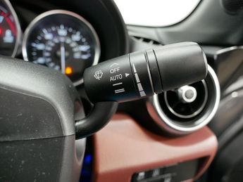 Mazda MX-5 RF SKYACTIV-G Sport Nav