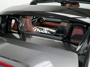 Mazda MX-5 RF SKYACTIV-G Sport Nav