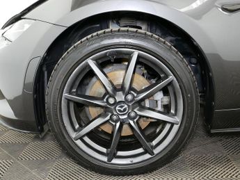 Mazda MX-5 RF SKYACTIV-G Sport Nav