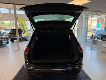 Volkswagen Tiguan TDI R-Line SUV 2.0 Automatic Diesel