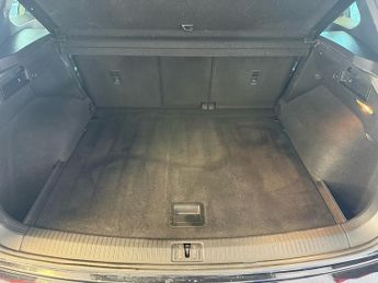 Volkswagen Tiguan TDI R-Line SUV 2.0 Automatic Diesel