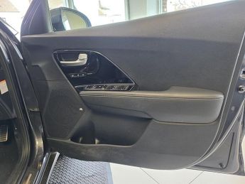 Kia Niro 1.6 GDi 4 SUV 5dr Petrol Hybrid DCT Euro 6 (s/s) (139 bhp)